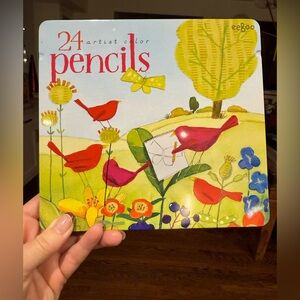 BIRD THEMED PENCIL CRAYONS
